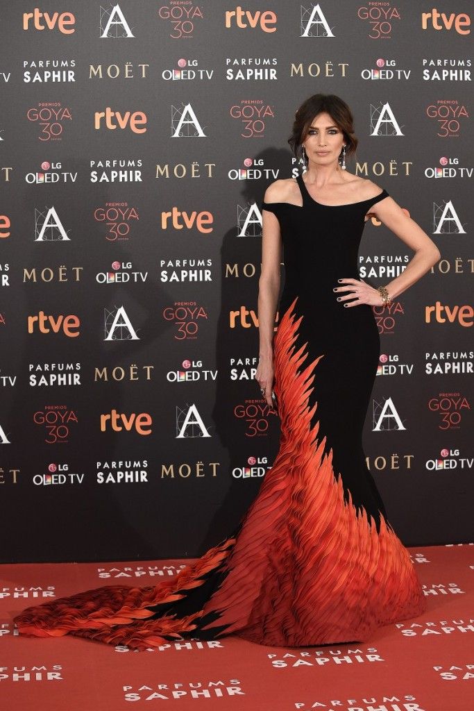NIEVES ÁLVAREZ